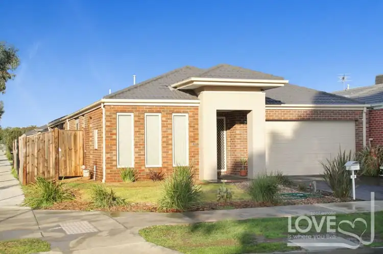 19 Meander Road, Doreen VIC 3754