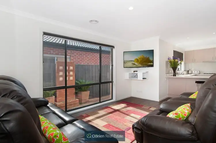 Fifth view of Homely house listing, 31 Malua Circuit, Sandhurst VIC 3977