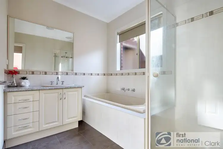 Fifth view of Homely townhouse listing, 14A Grandview Close, Drouin VIC 3818