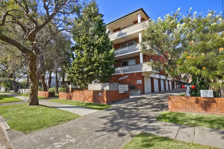 Main view of Homely unit listing, 8/56 Wyadra Avenue, Freshwater NSW 2096