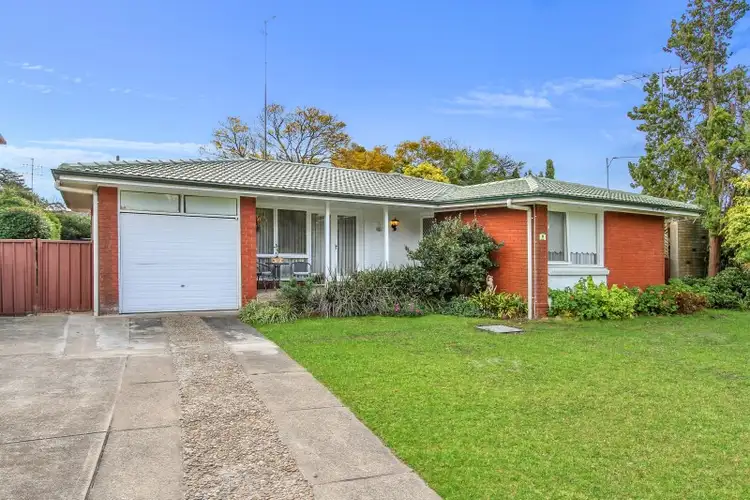 8 Roxborough Park Road, Baulkham Hills NSW 2153