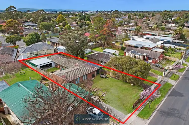 17 Centenary Street, Seaford VIC 3198