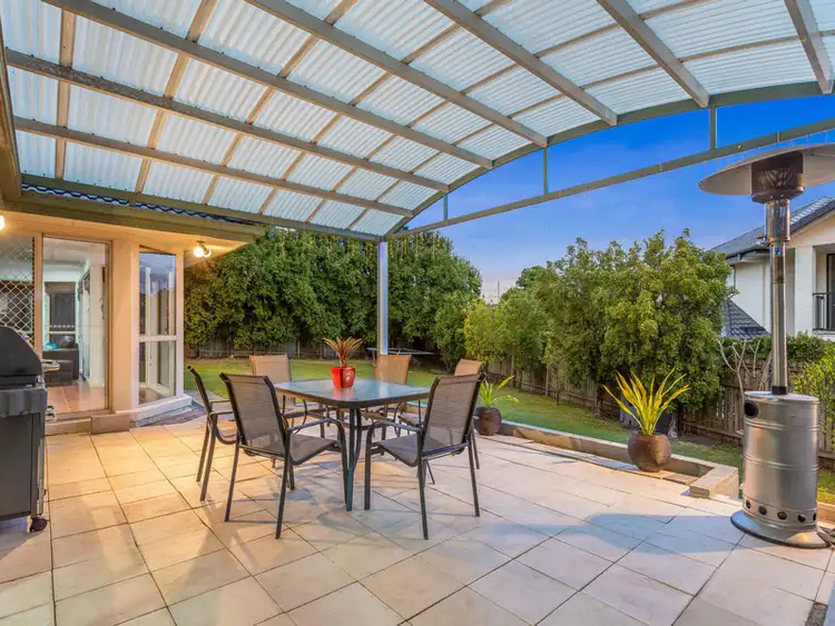 Fifth view of Homely house listing, 4 Epsom Court, Carindale QLD 4152