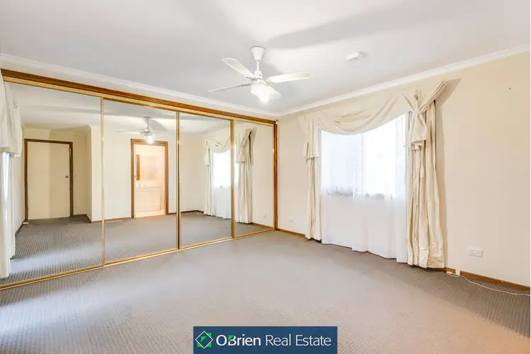 Sixth view of Homely house listing, 40 Ravenhill Crescent, Endeavour Hills VIC 3802