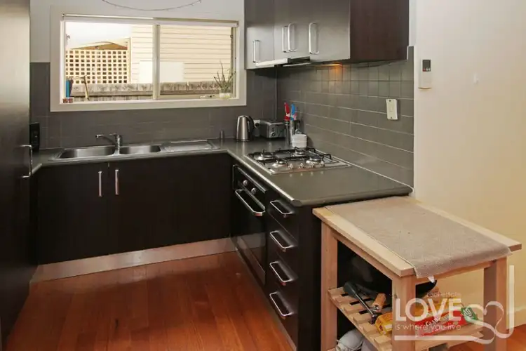 Fifth view of Homely unit listing, 2/13A Highland Street, Kingsbury VIC 3083