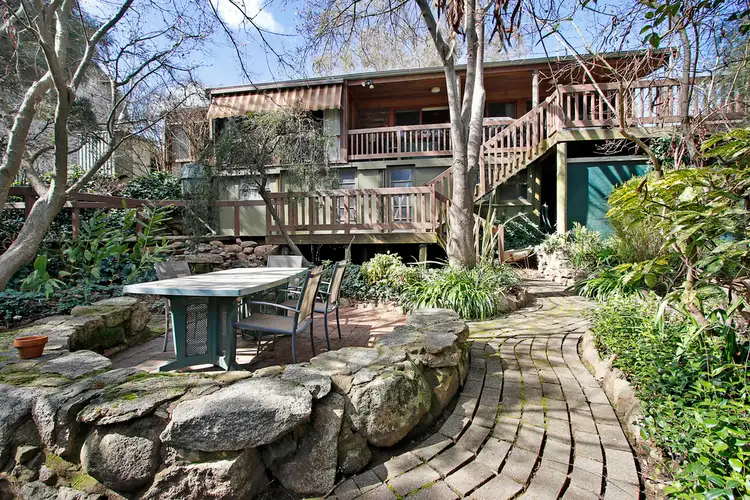18 Priory Lane, Beechworth VIC 3747