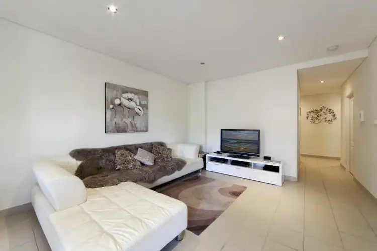 Main view of Homely unit listing, 7/10 Oaks Avenue, Dee Why NSW 2099