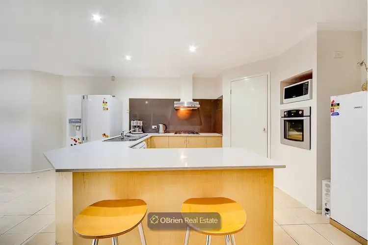 Fifth view of Homely house listing, 10 Lisburn Way, Berwick VIC 3806