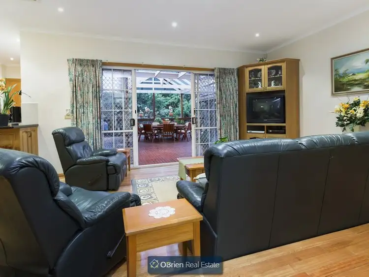 Fifth view of Homely house listing, 17 Kanaru Court, Narre Warren North VIC 3804