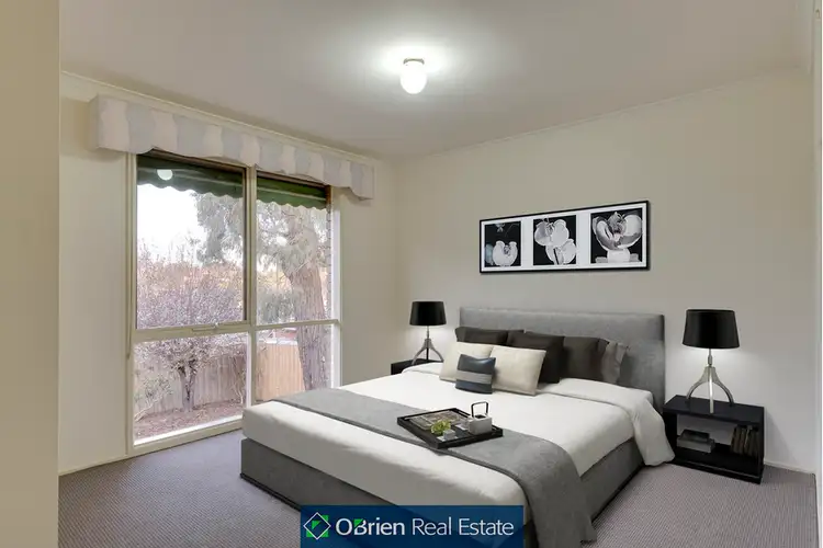 Fifth view of Homely house listing, 8 Hutchins Avenue, Endeavour Hills VIC 3802