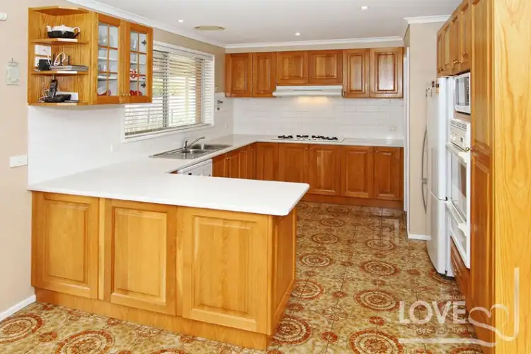 Second view of Homely house listing, 8 Cranley Place, Thomastown VIC 3074