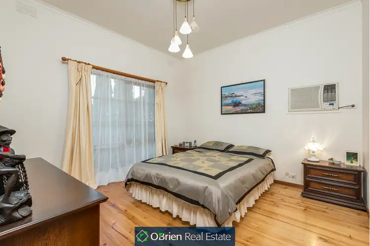 Third view of Homely house listing, 5 Morey Rise, Endeavour Hills VIC 3802