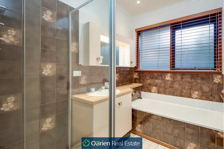 Sixth view of Homely house listing, 5 Morey Rise, Endeavour Hills VIC 3802