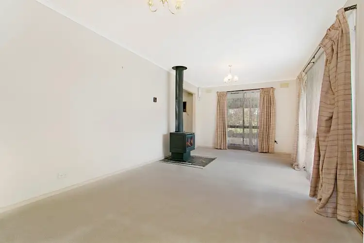 Fifth view of Homely house listing, 4 Ridge Road, Junortoun VIC 3551