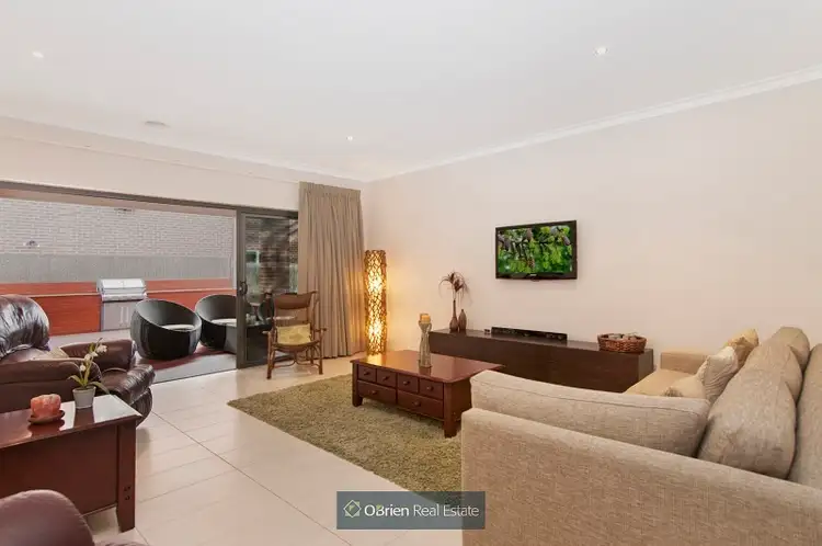 Fifth view of Homely house listing, 14 Sandarra Boulevard, Sandhurst VIC 3977