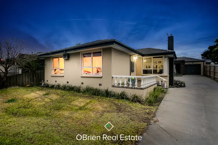 1/3 Campbell Parade, Cranbourne VIC 3977