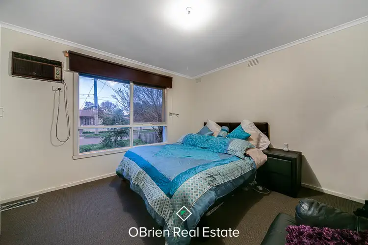 Fourth view of Homely block of units listing, 1/3 Campbell Parade, Cranbourne VIC 3977