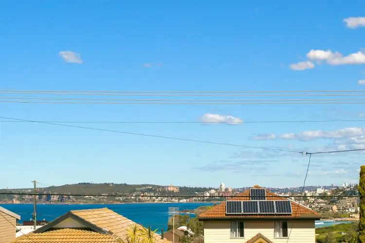 32 Headland Road, North Curl Curl NSW 2099