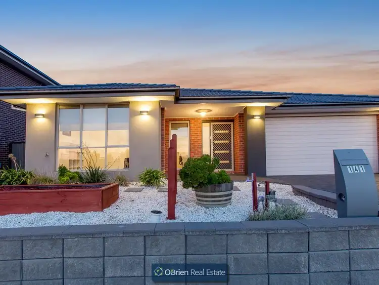 141 Selandra Boulevard, Clyde North VIC 3978