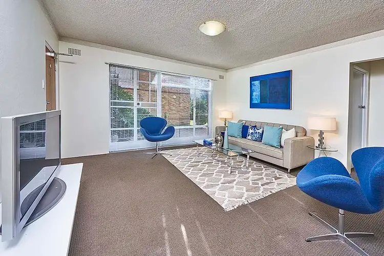 1/24 Chandos Street