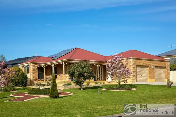 37 Cason Crescent, Warragul VIC 3820