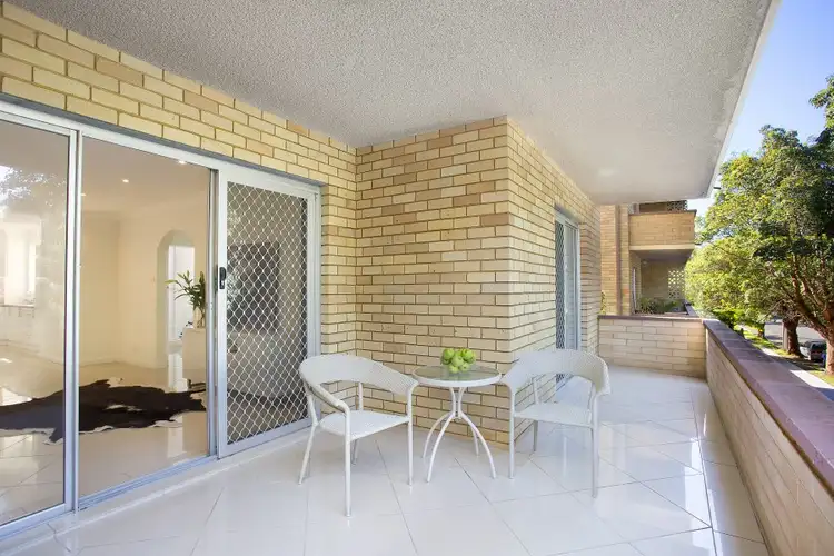 Second view of Homely unit listing, 3/18 Avon Road, Dee Why NSW 2099