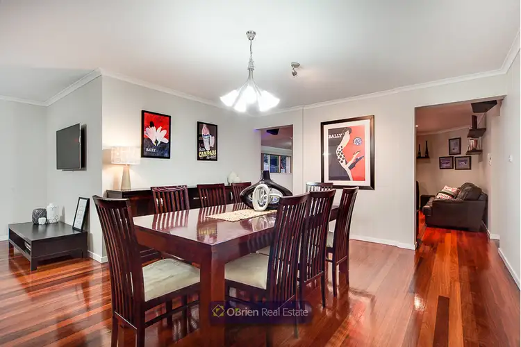 Fourth view of Homely house listing, 6 Furphy Court, Berwick VIC 3806