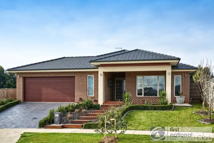 18 Kensington Drive, Warragul VIC 3820