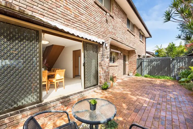 Third view of Homely townhouse listing, 6/77 Caringbah Road, Caringbah NSW 2229