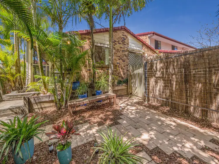 Main view of Homely unit listing, 4/121 Berrima Street, Wynnum QLD 4178