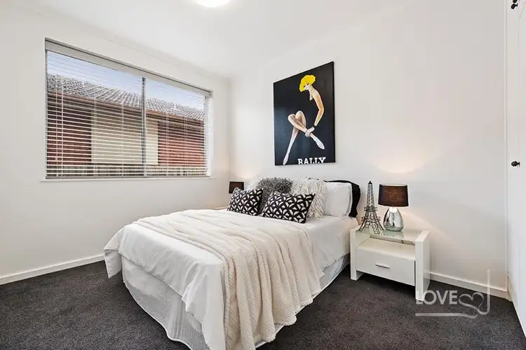 Fifth view of Homely apartment listing, 2/21 Martin Street, Thornbury VIC 3071