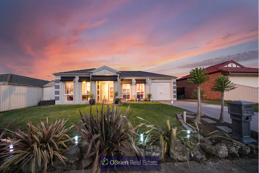 Main view of Homely house listing, 39 Hazelmere Ave, Cranbourne West VIC 3977