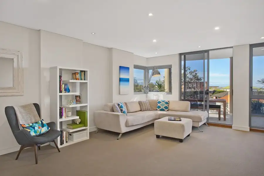 Main view of Homely apartment listing, 10/63-67 Pavilion Street, Queenscliff NSW 2096