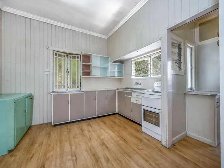 64 Tennyson Street, Norman Park QLD 4170