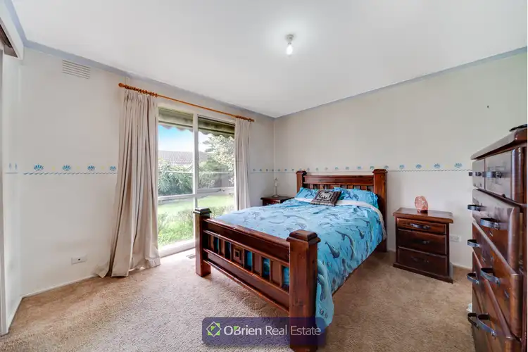 Fifth view of Homely house listing, 5 Courtenay Avenue, Cranbourne North VIC 3977