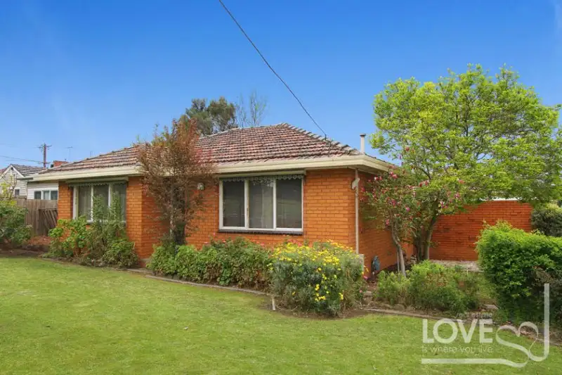 Main view of Homely unit listing, 1/132A Leamington Street, Reservoir VIC 3073