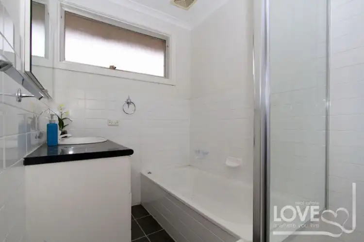 Sixth view of Homely unit listing, 1/132A Leamington Street, Reservoir VIC 3073