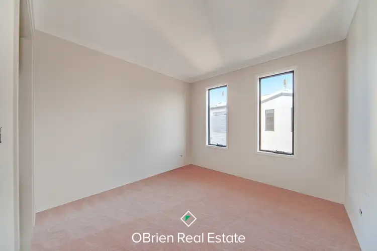 Fourth view of Homely townhouse listing, 13/10-20 Linden Tree Way, Cranbourne North VIC 3977