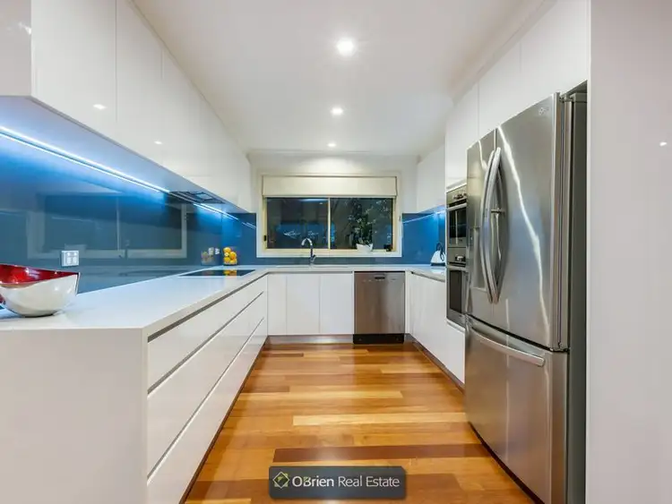 Sixth view of Homely house listing, 4 Kuranda Crescent, Berwick VIC 3806