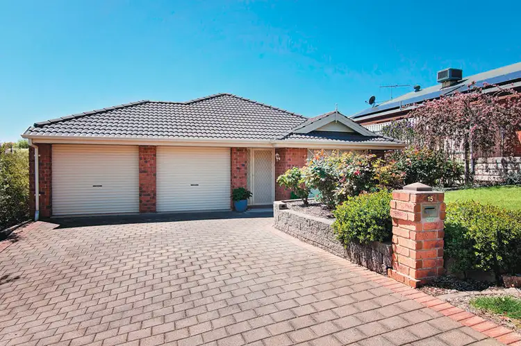 15 Lochleven Avenue, Greenwith SA 5125