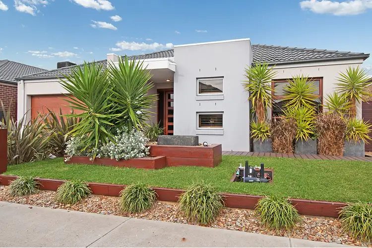 35 Sandarra Boulevard, Sandhurst VIC 3977