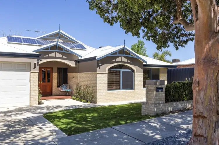 41 Henning Crescent, Manning WA 6152