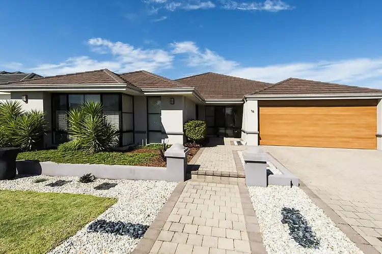 16 Cohen Vista, Lakelands WA 6180