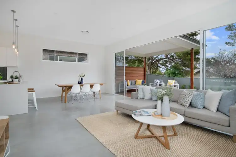 1 Chipilly Avenue, Engadine NSW 2233