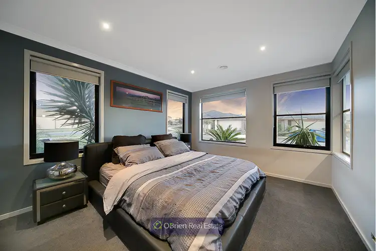 Sixth view of Homely house listing, 2 Eden Avenue, Skye VIC 3977