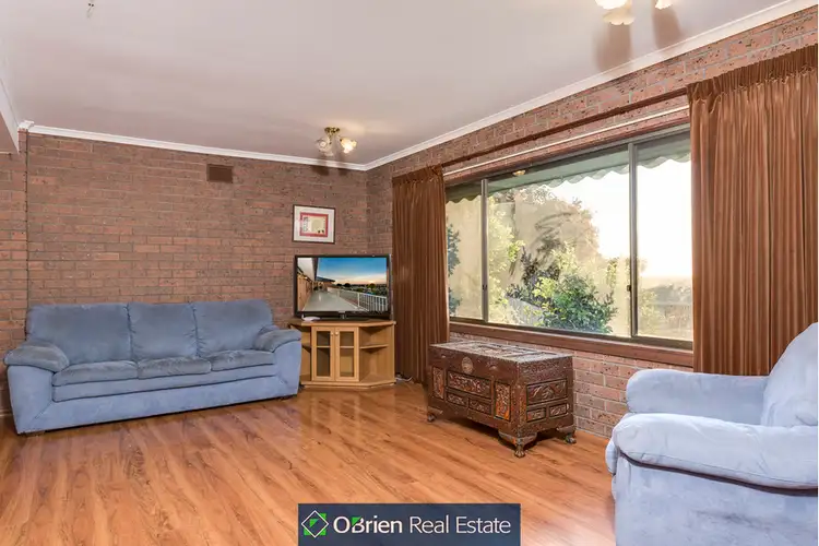Fifth view of Homely house listing, 17 Harvey Place, Endeavour Hills VIC 3802