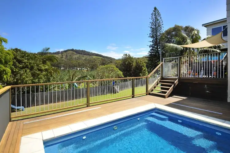 Fifth view of Homely house listing, 10 Hunter Close, Korora NSW 2450