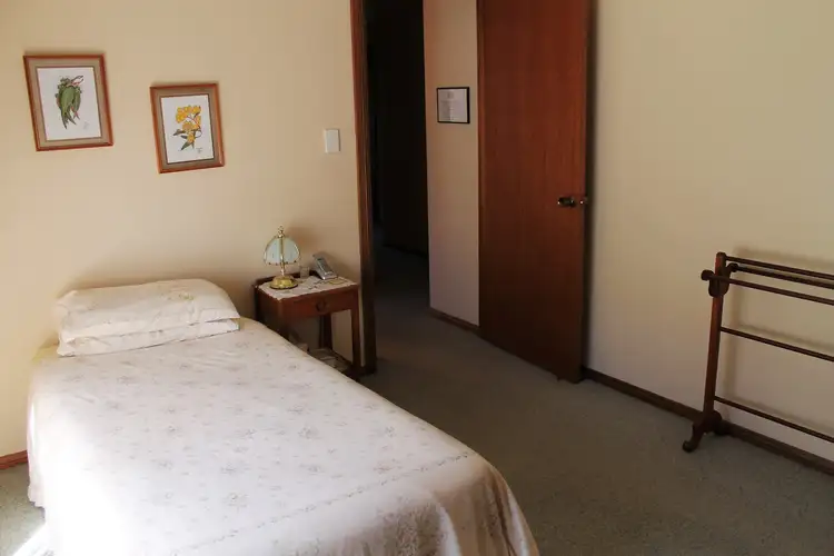 Seventh view of Homely house listing, 5 Winfield Court, Mount Gambier SA 5290