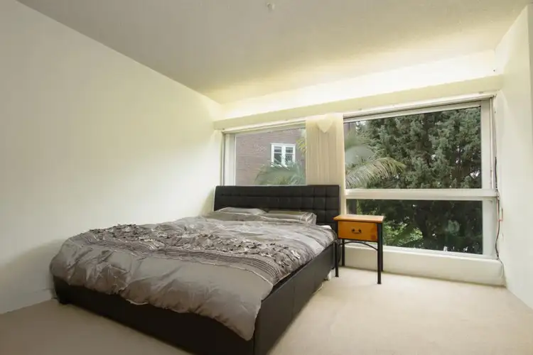 Third view of Homely studio listing, 25/50 Roslyn Gardens, Elizabeth Bay NSW 2011