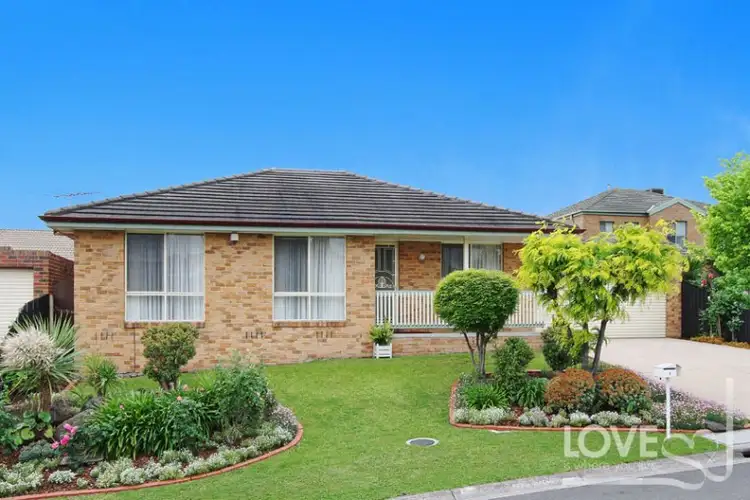 1 Roe Way, Mill Park VIC 3082